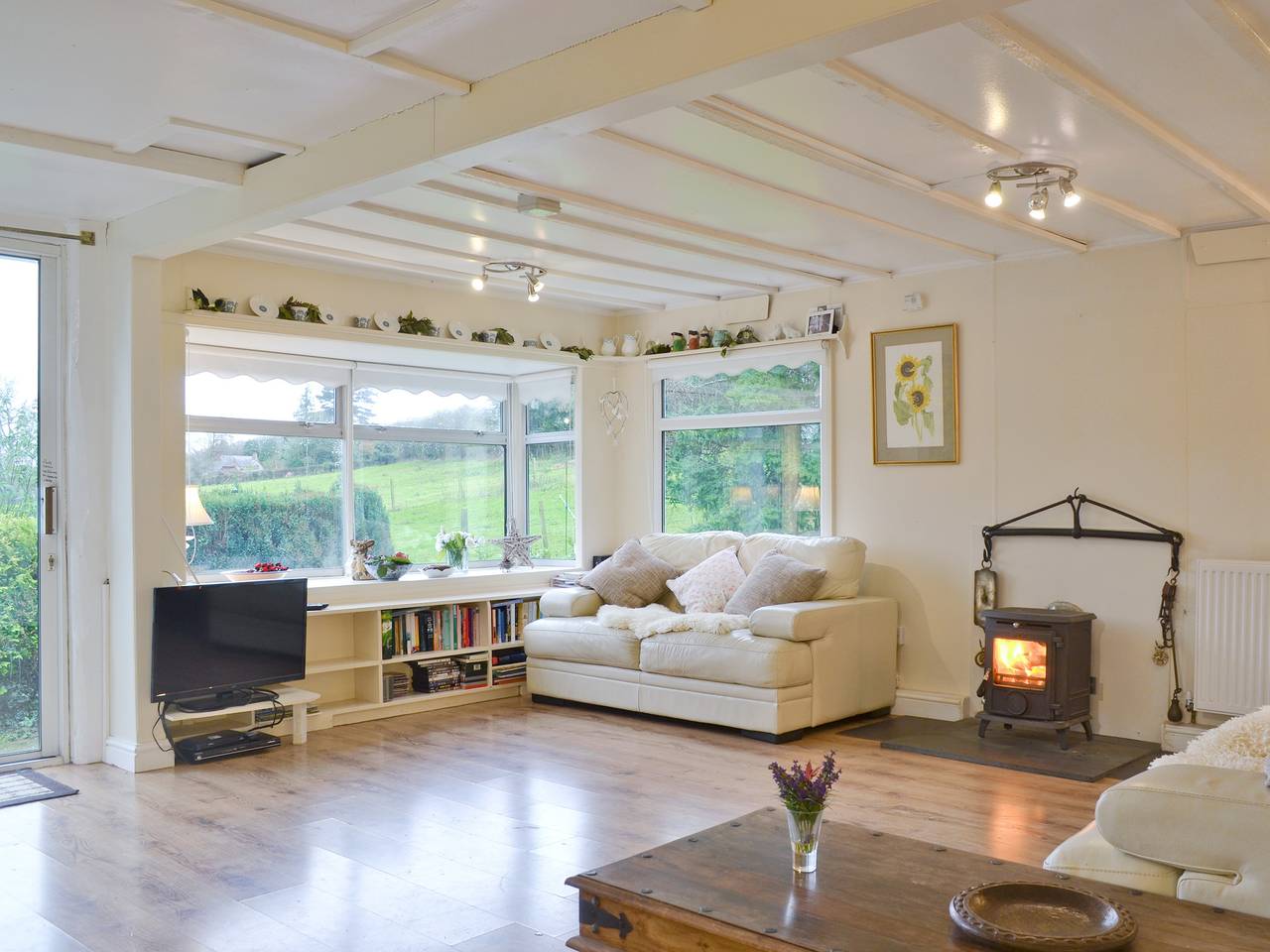 Log Cabin for 4 People in Shropshire, Midlands