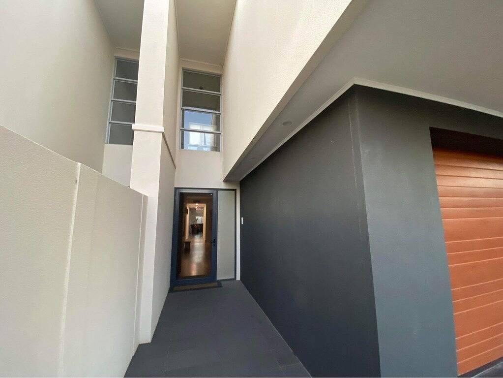 5 Star- Luxurious West Beach holiday home with pool - 100 mtrs from the Beach! in Adelaide, South Australia