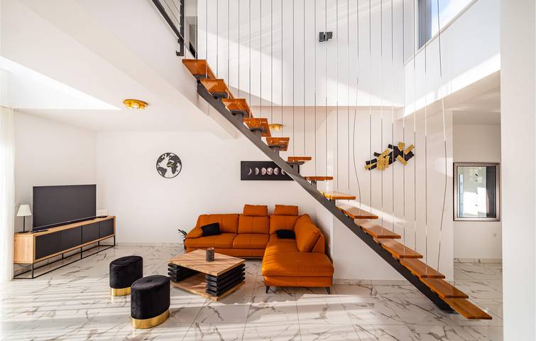 Feriehus for 12 personer med pool in Bibinje, Zadar