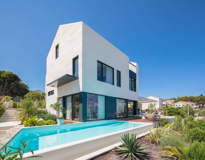 Villa pour 8 personnes, avec balcon à Sutivan - 2