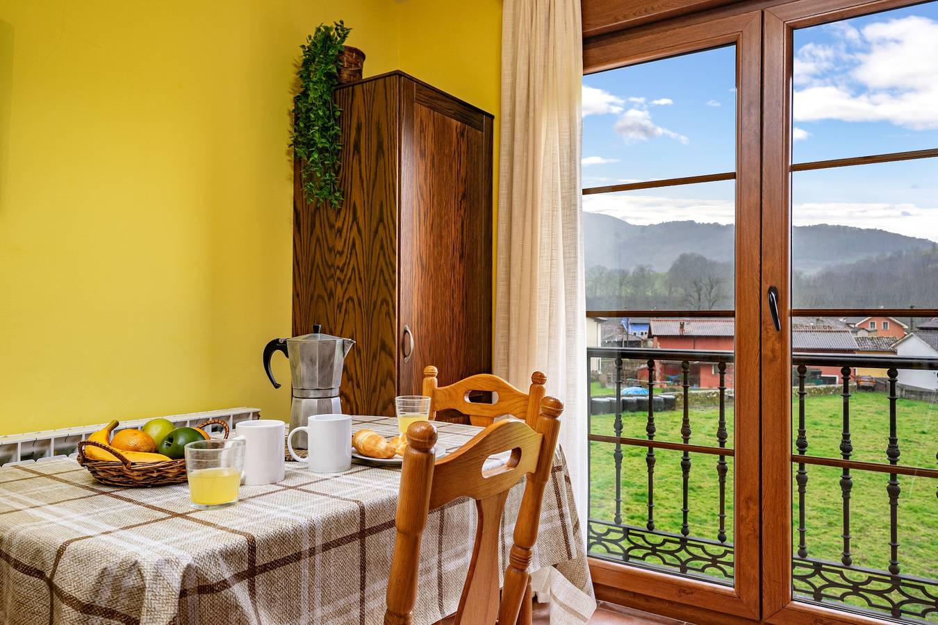 Apartamento 'La Viña 6' con vistas a la montaña y Wi-Fi in Cangas de Onís, Provincia de Asturias