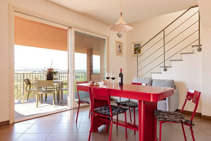 Casa Vacanze 'Appartamento Il Nespolo' con Terrazza Privata, Wi-Fi e Aria Condizionata in Pontedera, Pisa e dintorni