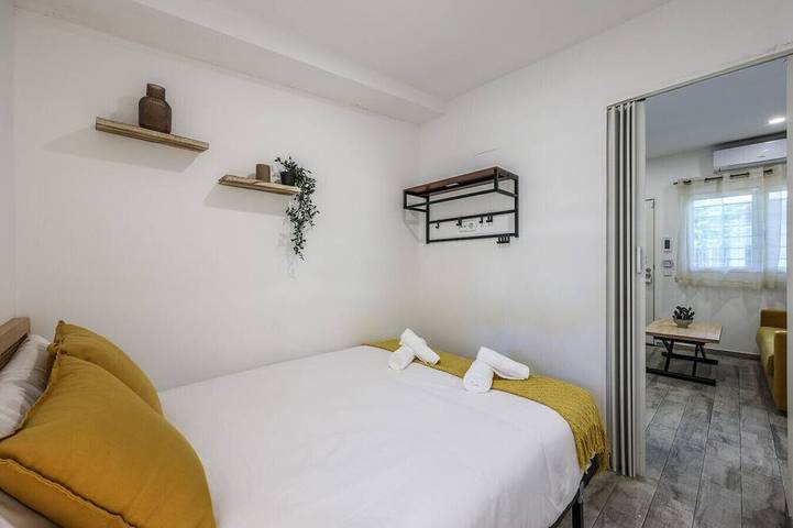 Apartamento entero, Peaceful City Escape 30` from Central Madrid in Fuencarral-El Pardo, Madrid