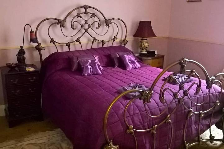 Gîte pour 3 personnes, avec jardin à Saint-Germain-l'Herm