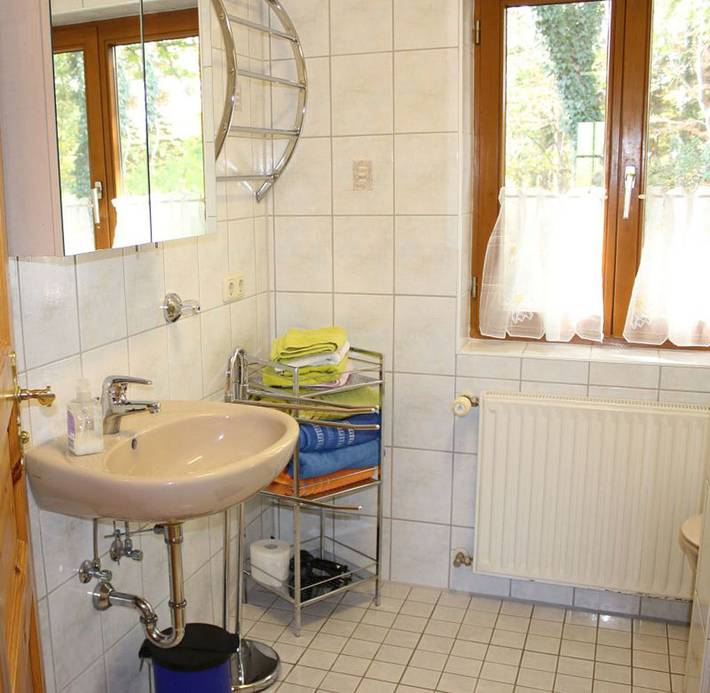 Ferienwohnung für 4 Personen, mit Terrasse und Garten in Romantische Straße - 4
