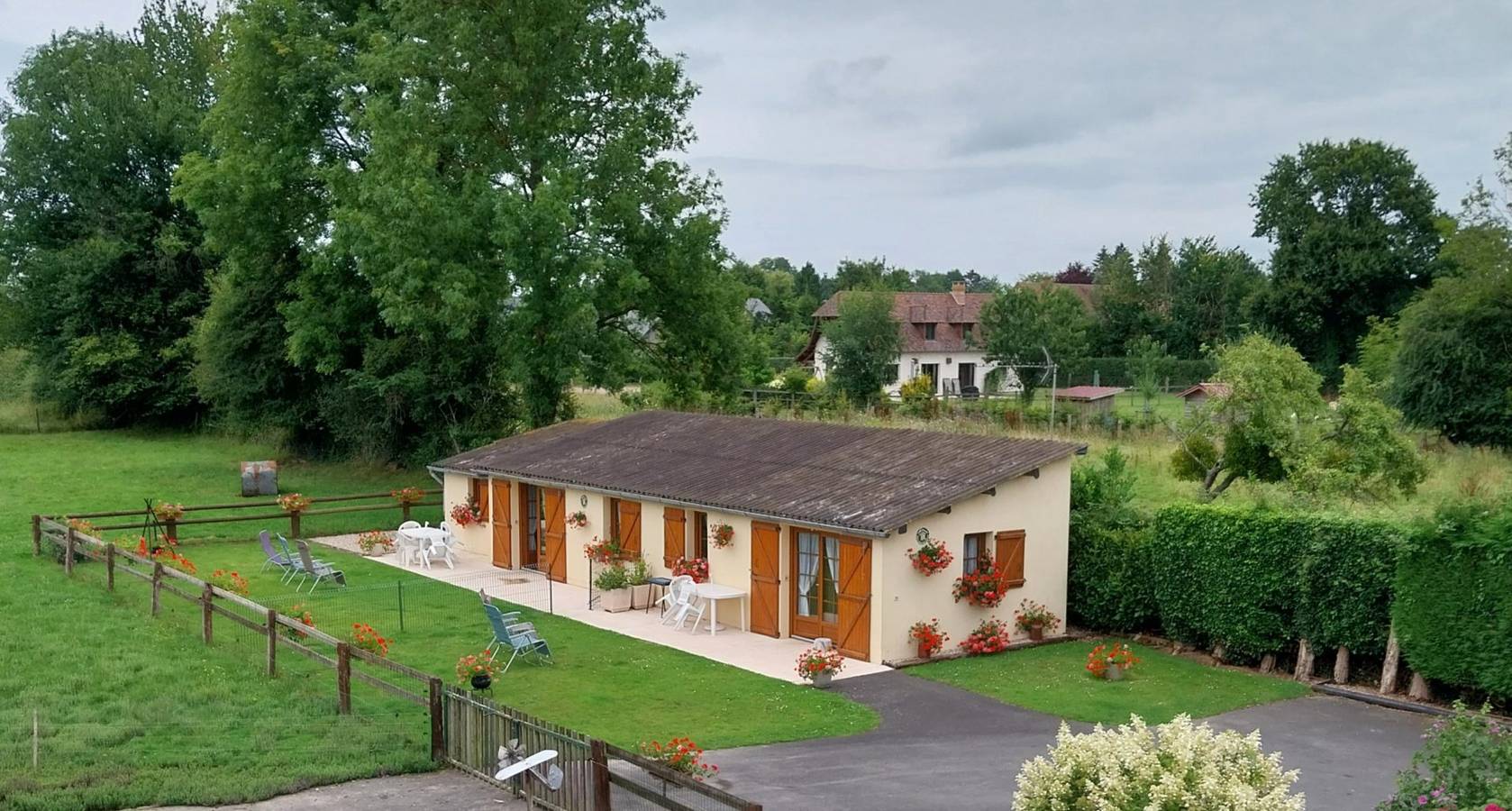 Gîte Les Hortensias in Genneville, Région de Lisieux