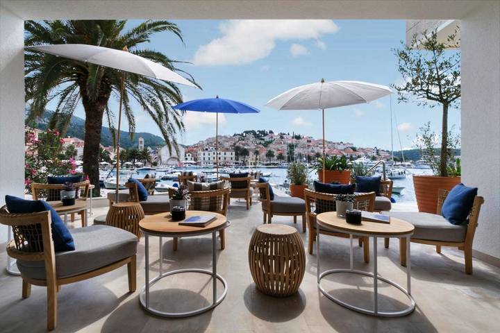 Hotel for 2 people, with sauna and terrace as well as hot tub and pool - 1