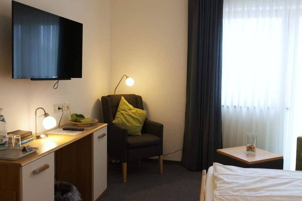 Double room \"Weinquartier\" handicapped accessible - Weinhaus am Schieferfels in Veldenz, Bernkastel-Kues region
