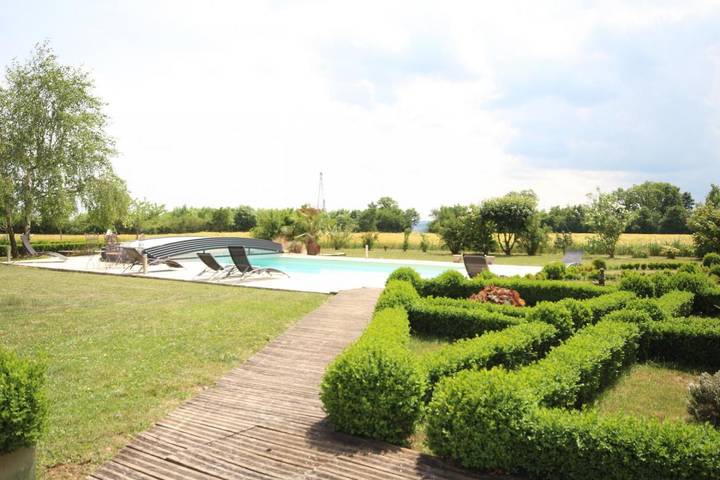 Chambre d’hôte pour 2 personnes, avec jardin et piscine dans Côte-d'Or - 2