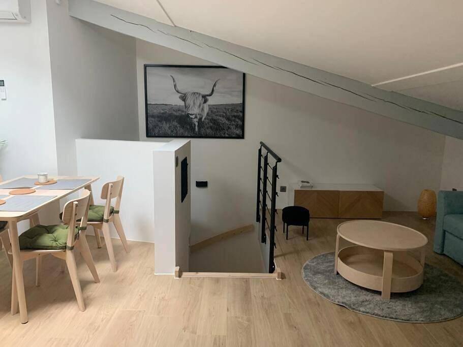 Appartement entier, Appartement Cosy et Climatisé en Centre Village in Saverdun, Ariège