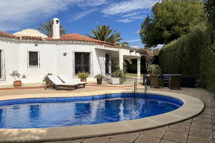 Maison de vacances pour 8 personnes, avec jardin ainsi que jacuzzi et terrasse - 1