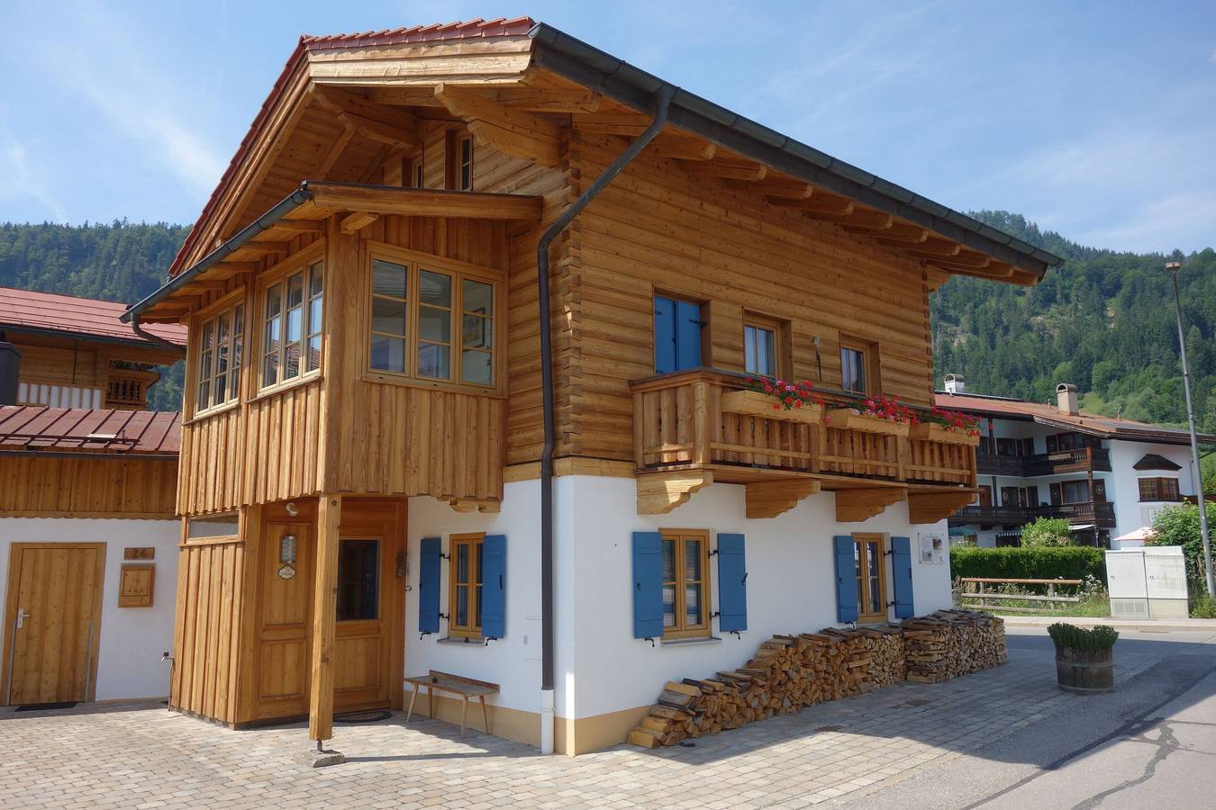Beim Schlenz - Ferienhaus mit allem Komfort bis 6 Personen zur alleinigen Nutzung in Reit im Winkl, Bayerische Alpen