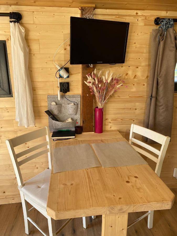 Chalet pour 2 personnes, avec jardin ainsi que terrasse et vue