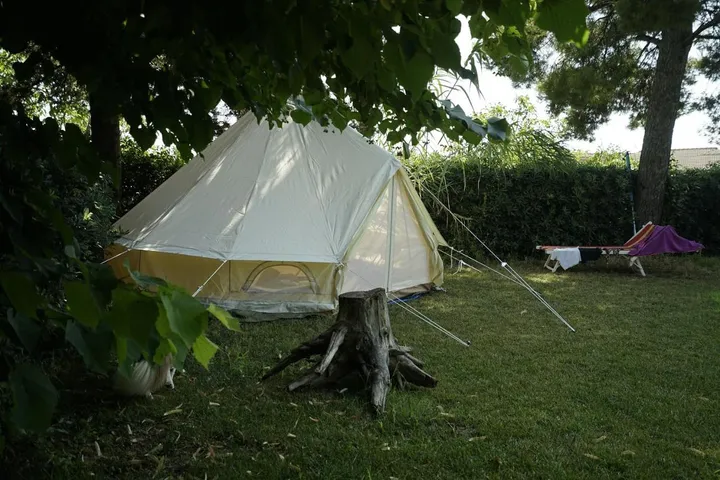 Campeggio per 4 persone, con panorama e giardino - 1
