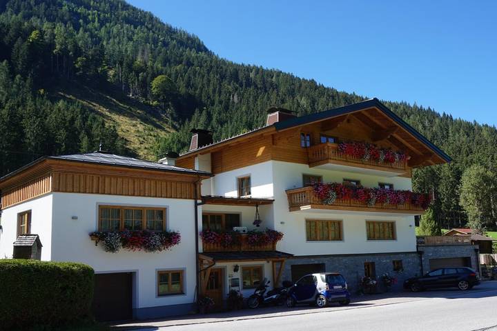 Ferienwohnung für 2 Personen, mit Balkon in Flachau