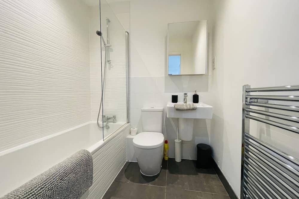 Entire apartment, Southernhay Court - by Staytor in Exeter, Devon
