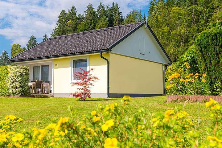 Bungalow für 5 Personen, mit Terrasse und Garten in Kärnten