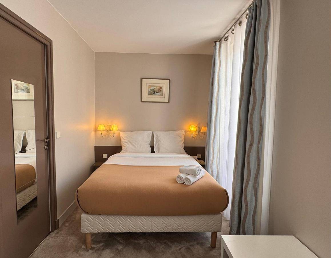 Hotel Paris Vesinet-Logishotels et Domaine Evenementiel in Le Vésinet, Yvelines