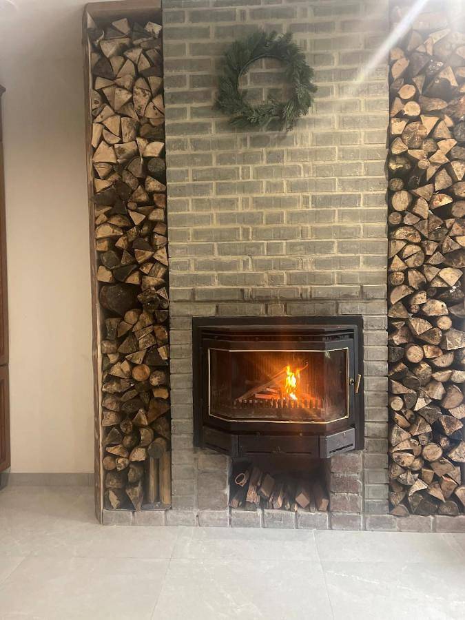 Location de vacances pour 6 personnes, avec vue et jardin ainsi que balcon et sauna à Marchin - 2