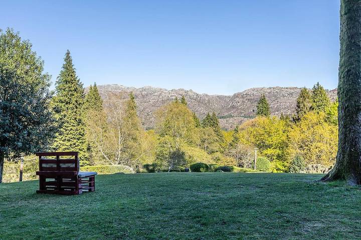 Location de vacances pour 4 personnes, avec terrasse et jardin dans Campo Do Gerez - 3