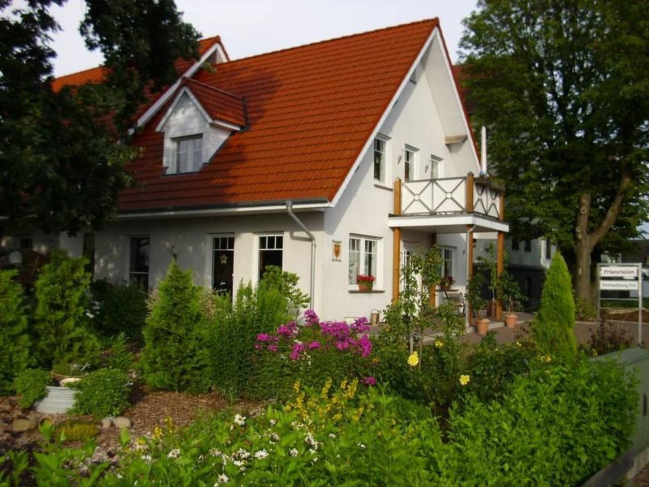 Ganze Wohnung, Wohnung in Abbehausen - Ellwürden in Abbehausen-Ellwürden, Nordenham