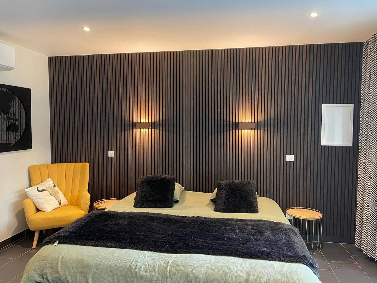 Appartement entier, Apartment - Ground Floor in Saint-Sébastien-sur-Loire, Région de Nantes