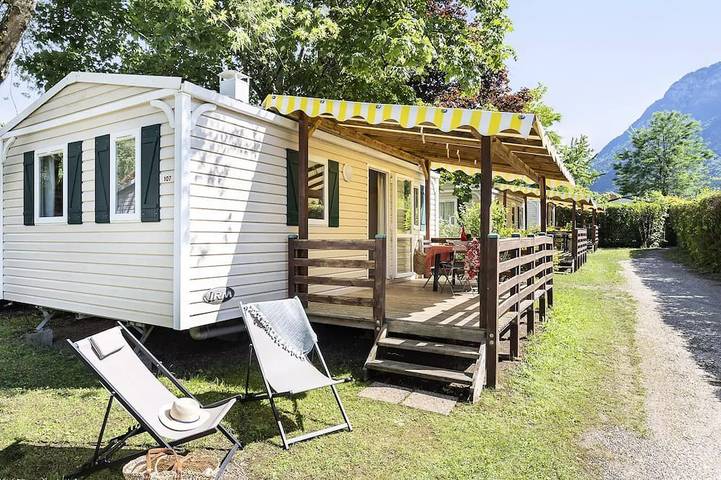 Camping pour 4 personnes à Doussard