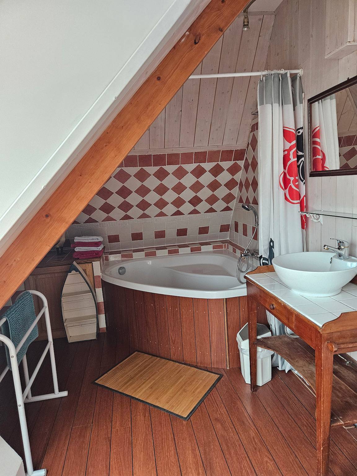 Chambre d'hôtes 'Belle-île' avec jardin privé, Wi-Fi et climatisation in Séné, Côte des Mégalithes