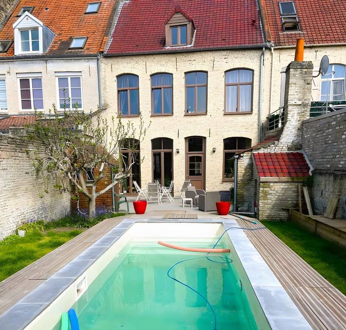 Gîte pour 6 personnes, avec Jardin à Quaëdypre