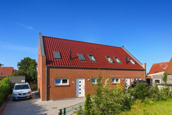 Ferienhaus für 6 Personen, mit Terrasse und Garten sowie Sauna in Carolinensiel