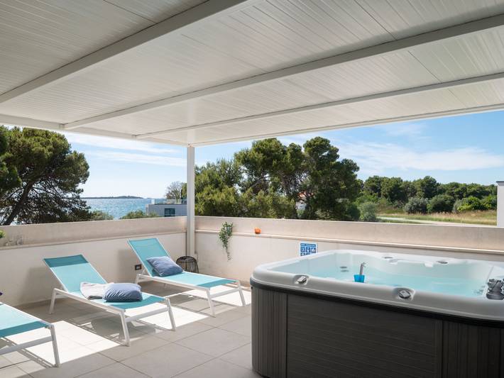 Appartamento per 7 persone, con Terrazza e Giardino a Fazana