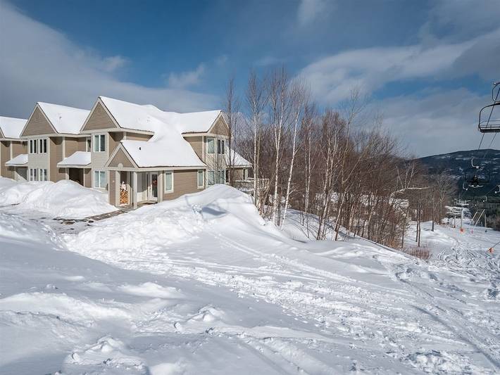 Vacation rental for 10 people, with hot tub and balcony as well as pool in Sunday River