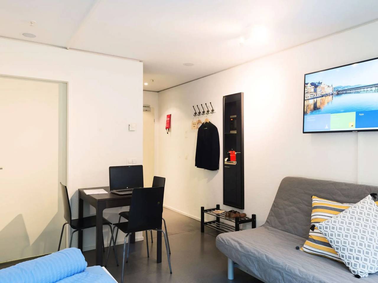Ganze Wohnung, 1 Ausstellung 3 Personen in St. Niklausen LU, Luzern