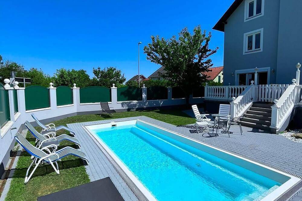 Geheel appartement, Atemberaubendes Loft mit Pool + Balkon in Wenen, Donau Neder-Oostenrijk