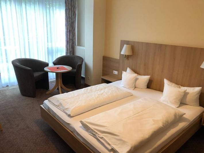 Hôtel pour 3 personnes, avec Terrasse ainsi que Jardin et Sauna à Stockach