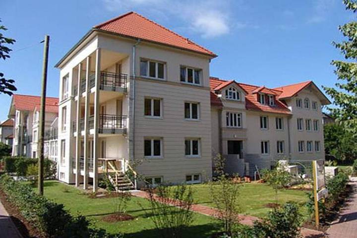Apartamento entero, Gemütliche Wohnung mit Balkon in unmittelbarer Nähe zum Küstenwald und Strand in Graal-Müritz, Rostock y sus alrededores