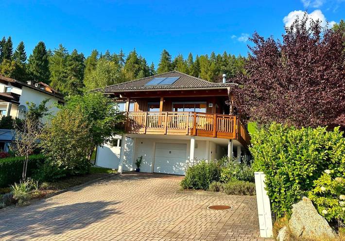Ferienhaus für 5 Personen, mit Garten und Balkon