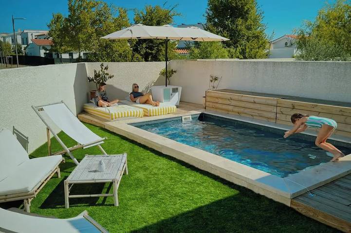 Ferienhaus für 8 Personen, mit Garten und Terrasse sowie Whirlpool - 1