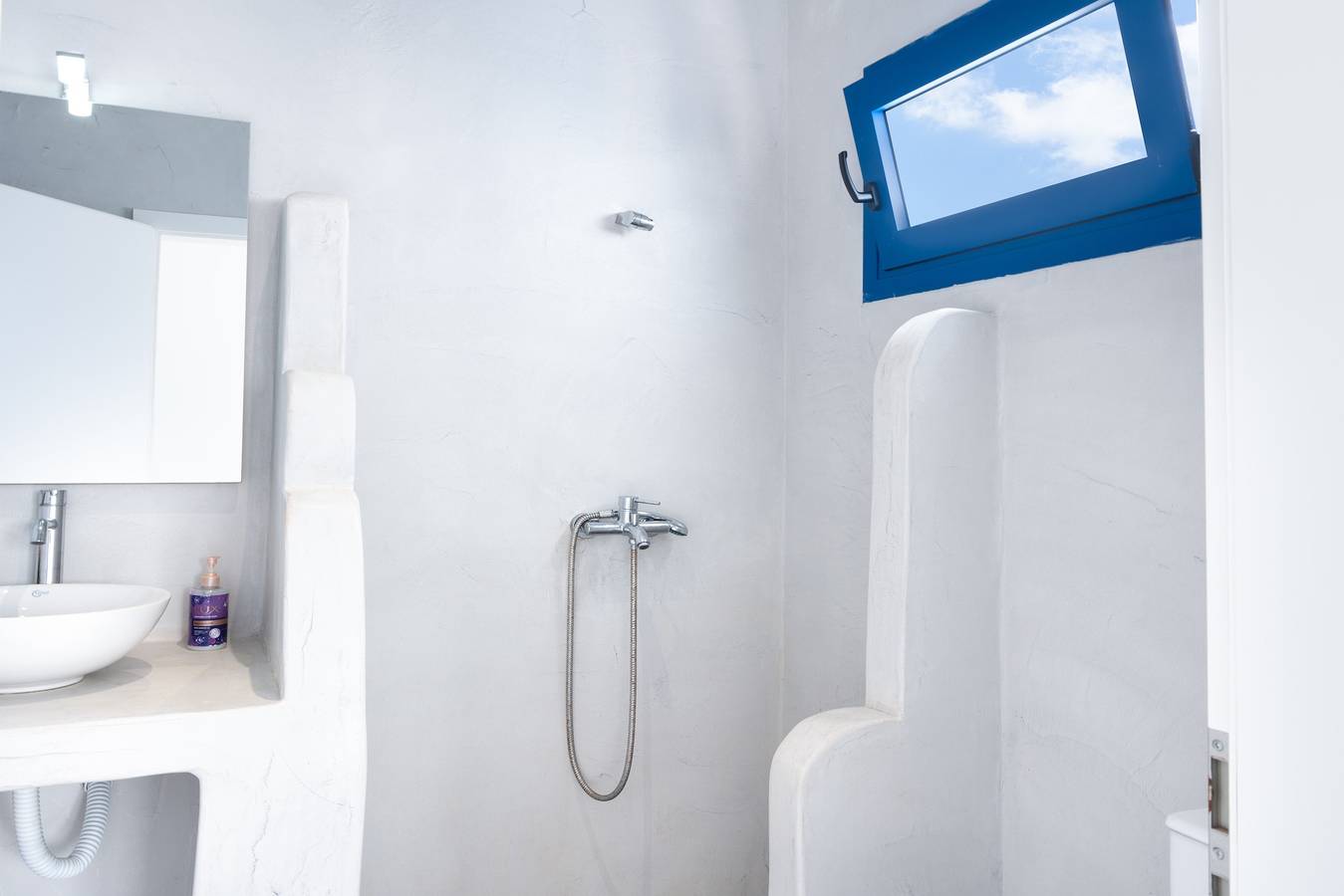 Aegean Blue Santorini Perissa Ii dichtbij het strand met privé terras & Wi-Fi, foto 13