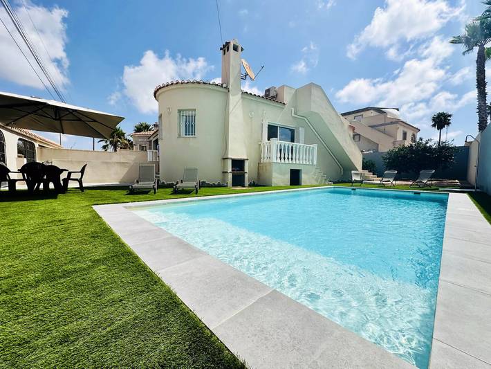 Casa rural para 8 personas, con jardín en Torrevieja - 2