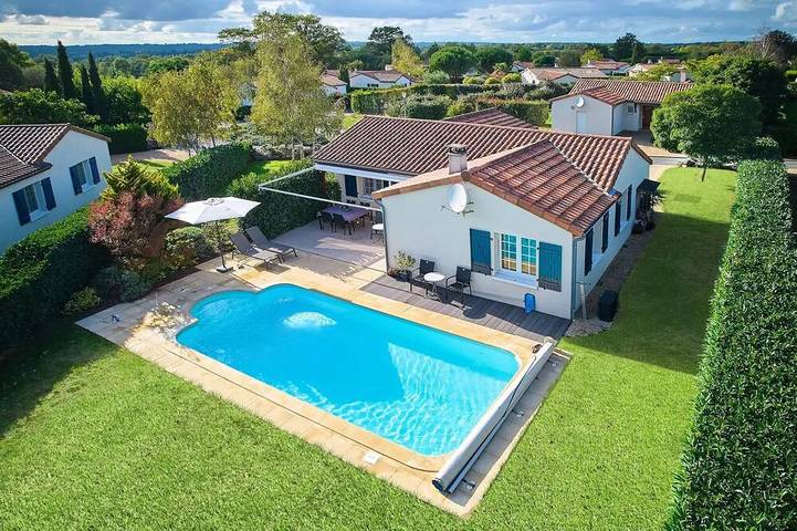 Maison de vacances pour 4 personnes, avec Terrasse à Vasles
