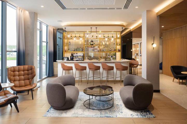 Hôtel pour 2 personnes, avec terrasse à Roissy-en-France - 3