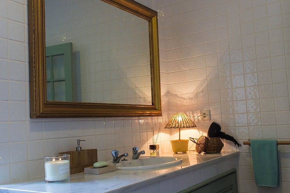 Alte Kirche Haus in São Miguel Island, Furnas