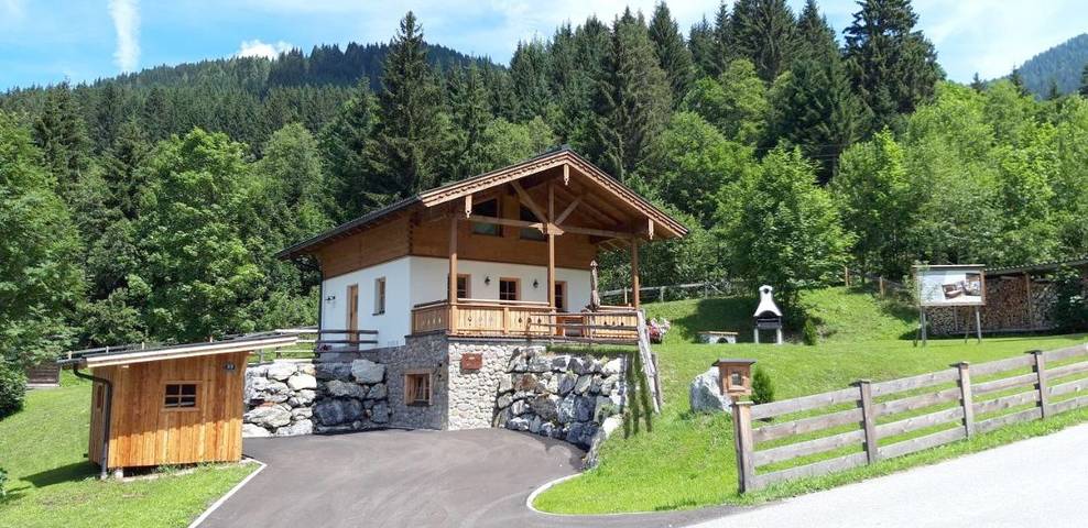 Chalet für 8 Personen, mit Balkon und Terrasse sowie Garten und Sauna in Kleinarl