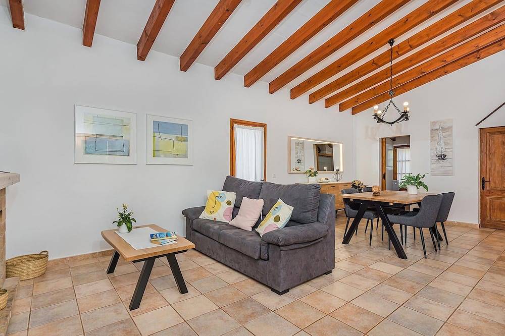 Villa Es Coste Rafal By Sunvillas Mallorca in Pollença Town, Pollença