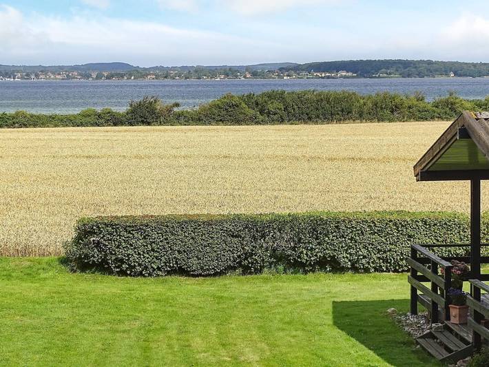 Ferieudlejning for 8 personer, med Terrasse og Have i Svendborg Kommune
