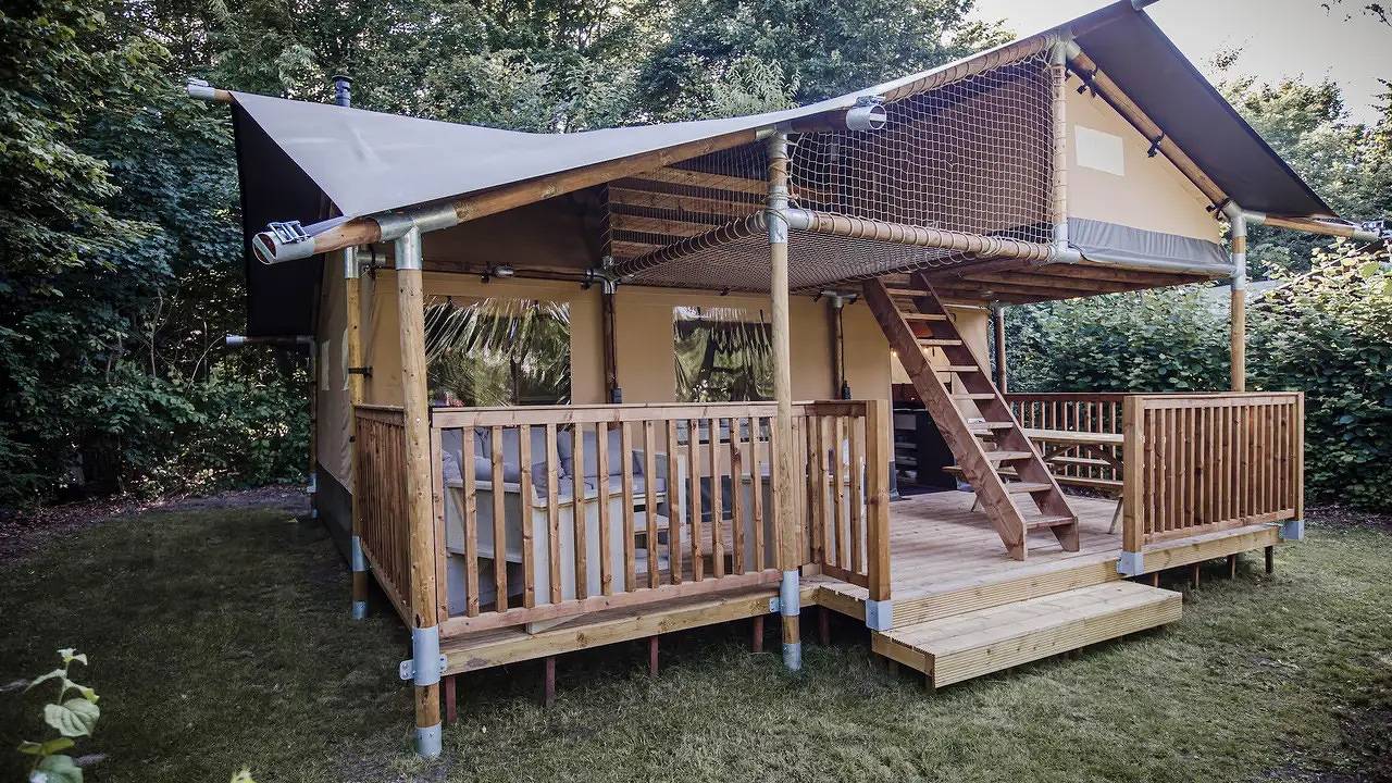 Geheel vakantieappartement, Vakantieappartement voor 9 personen met tuin in Turnhout, Antwerpen en omgeving