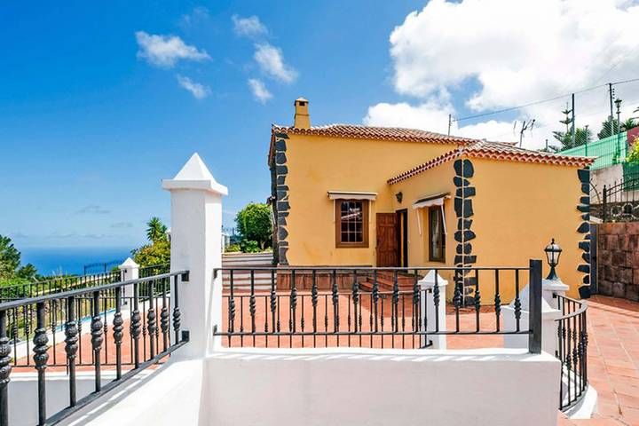 Chalet para 4 personas, con Jacuzzi además de Terraza y Jardín en Santa Cruz de Tenerife - 4