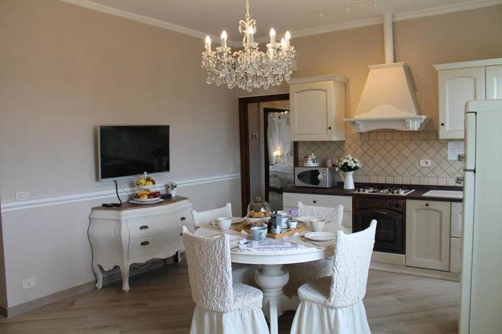 Location de vacances pour 10 personnes, avec jardin ainsi que vue et piscine à Montecarlo (Toscane) - 3