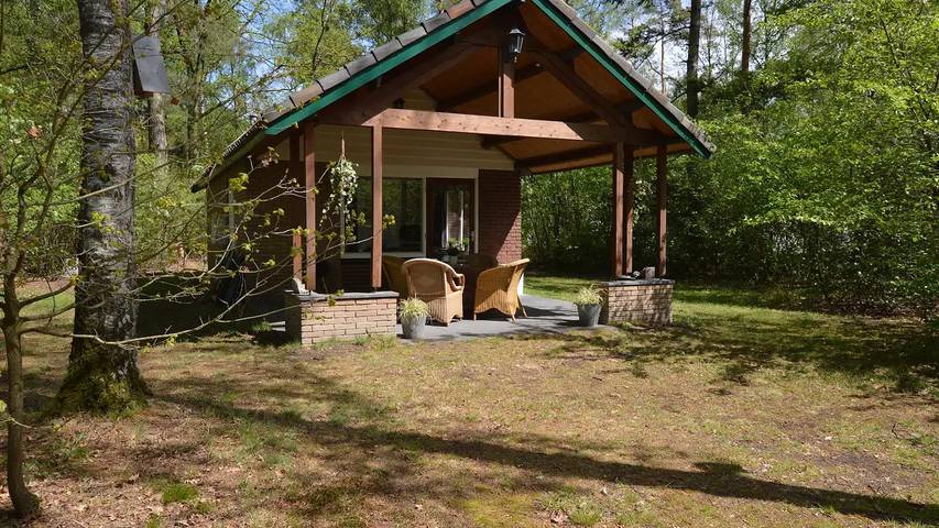 Vakantiehuis voor 3 personen, met tuin en sauna, met huisdier in Stramproy
